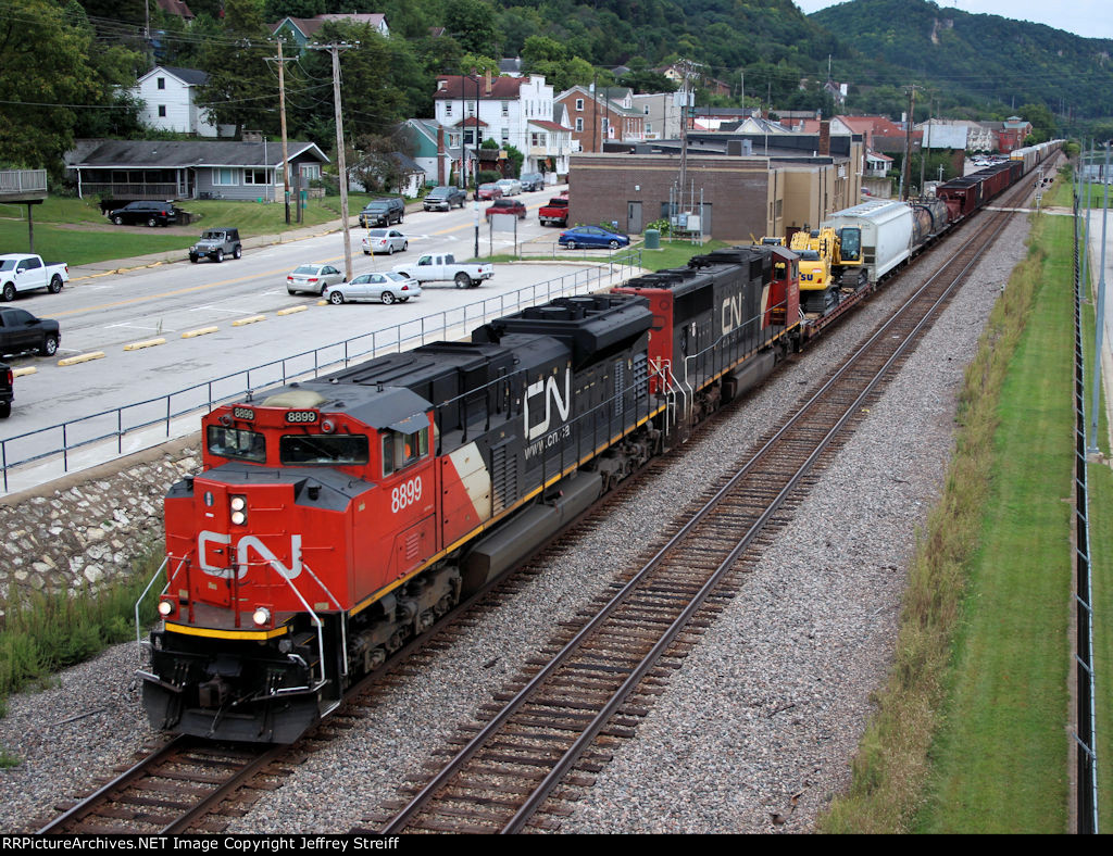 CN 8899